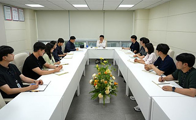 =8일 본사 소회의실있다